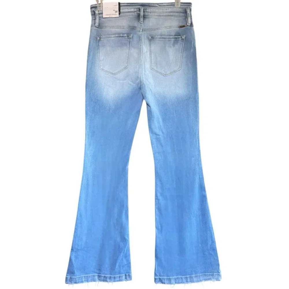 Kancan High Rise Curvy Fit Flare Light Wash Jeans NWT – NWT